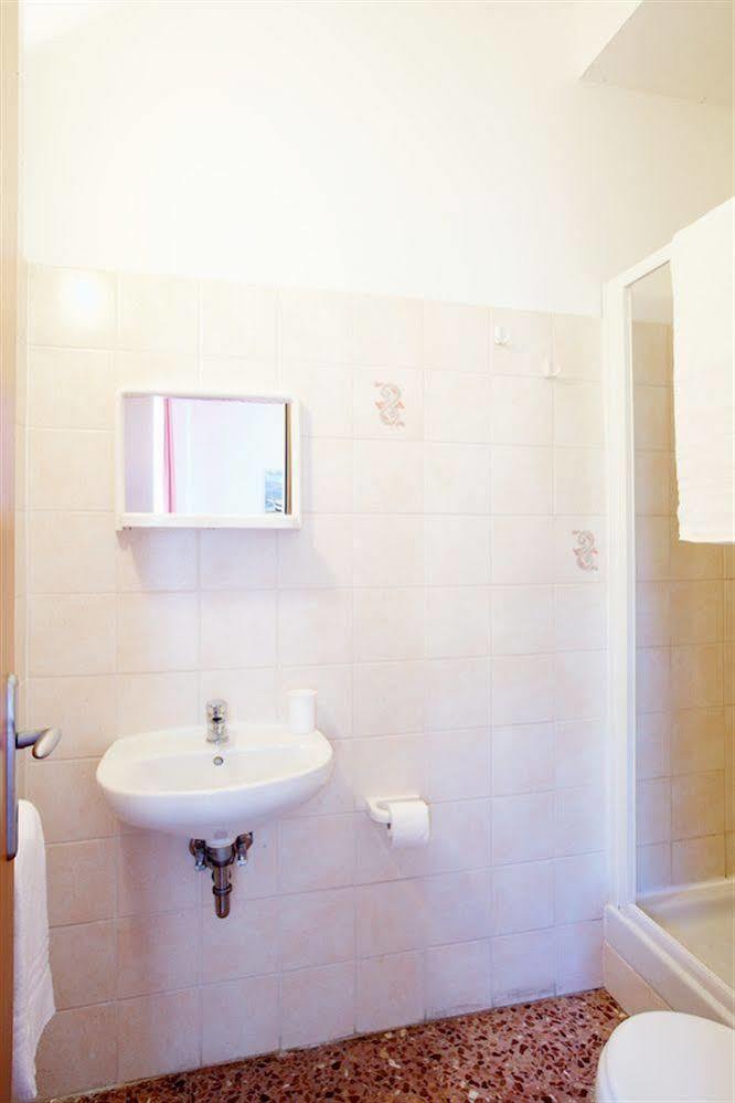 B&B La Perla Blu Levanto Exterior photo